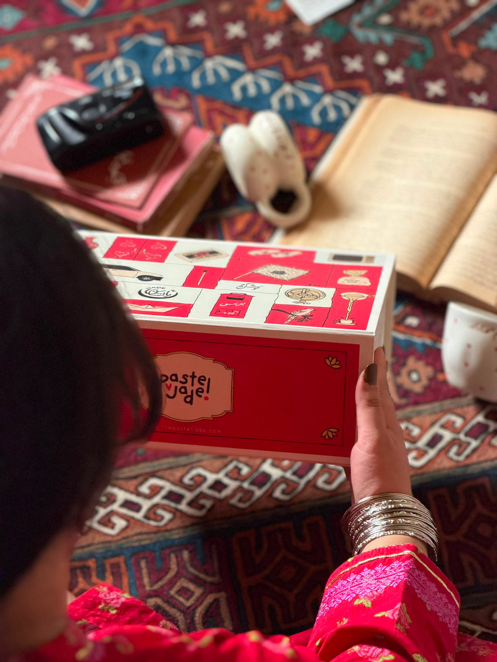 Pakistan 90's vintage gift box