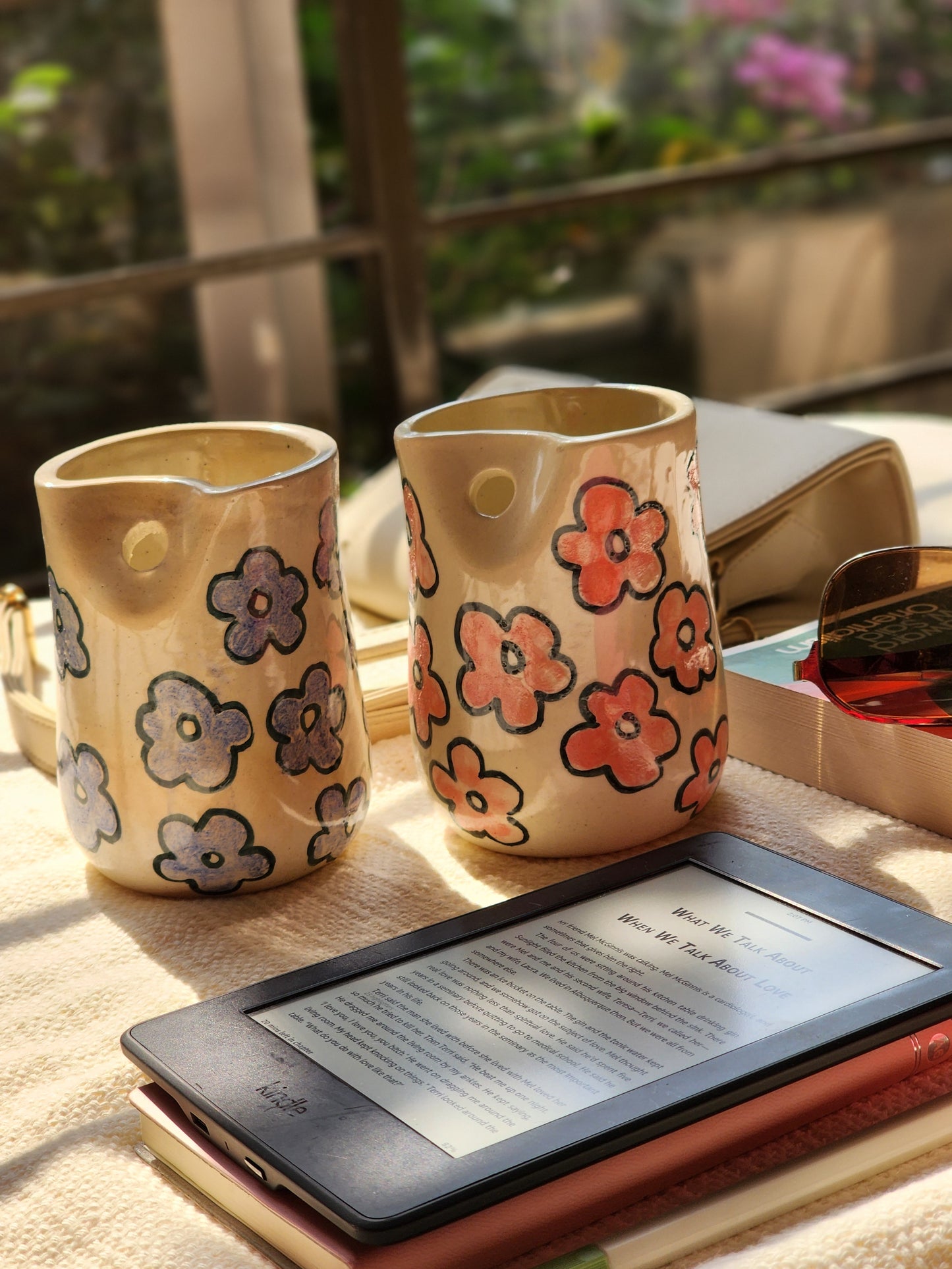 Pink flower straw mug